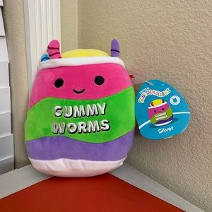 7.5” Silver Squishmallow
